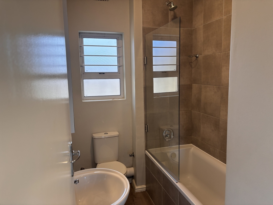 2 Bedroom Property for Sale in Muizenberg Western Cape